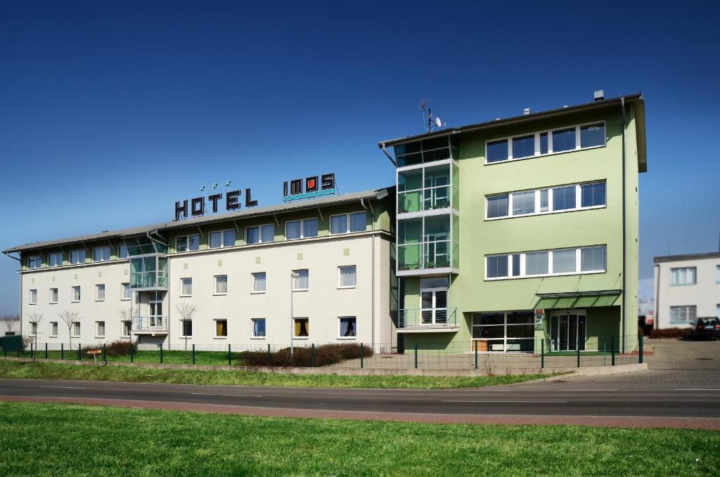 Hotel Imos プラハ エクステリア 写真